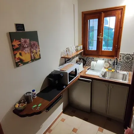 Pensjonat Guestroom Happynest No.3 Melíssia